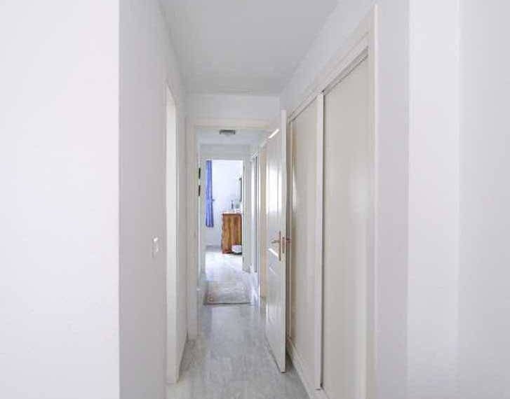 Spektakulær-lejlighed-med-havudsigt-hallway