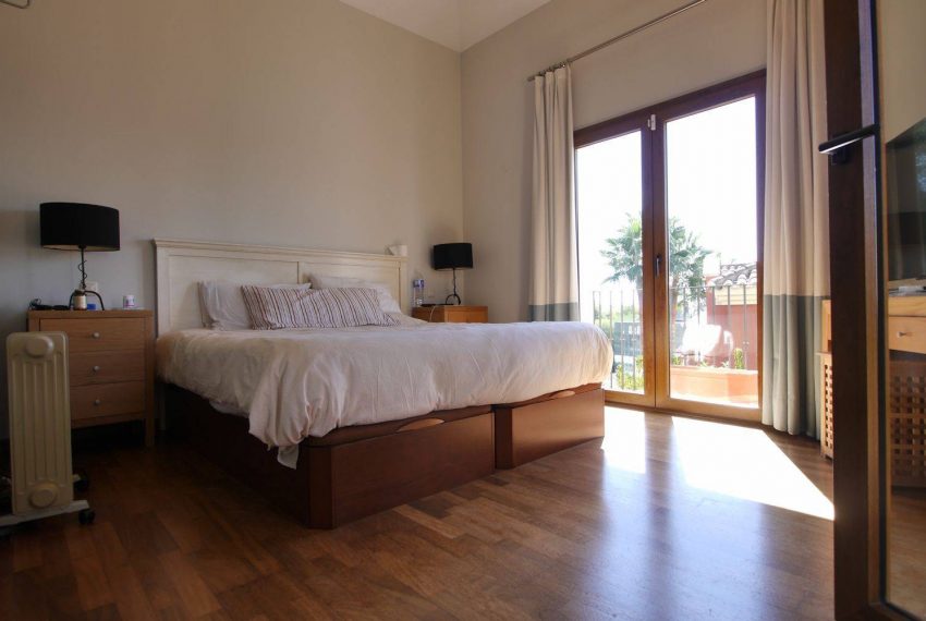 Flot-villa-naer-Marbella-bedroom