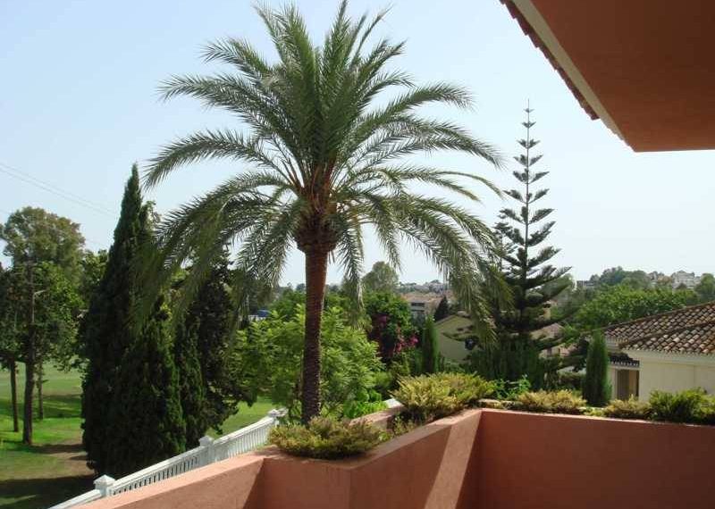 Luksus-frontline-golf-Villa-Marbella-view