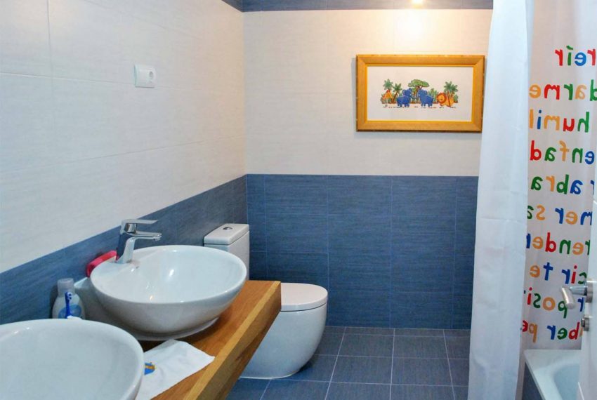 Villa-til-salg-i-Mijas-Golf-bathroom