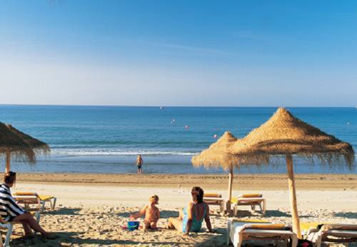 strandvilla-til-salg-i-el-rosario-marbella-beach