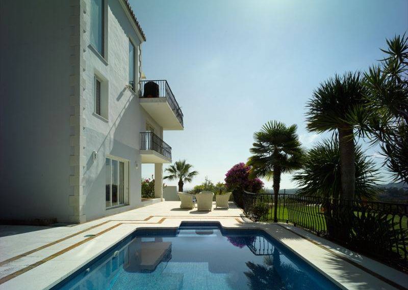 stunning-villa-til-salg-La-Quinta-pool