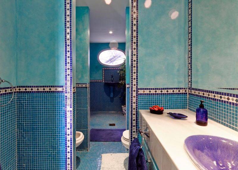 stunning-villa-til-salg-La-Quinta-tiledbathroom