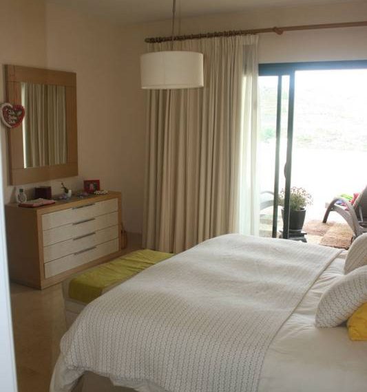 Lejlighed-i-Atalaya-til-salg-bedroom1