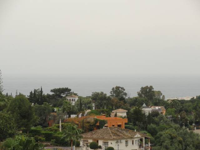 Villa-til-salg-i-El-Rosario-Marbella-view